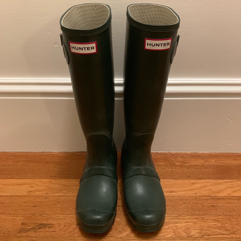 Hunter rain boots, matte green